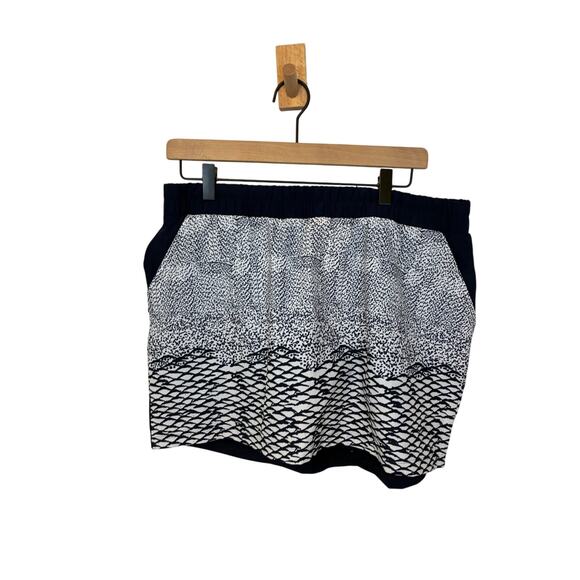 tasc Performance Women's Ace Skirt Bamboo Cotton Printed Golf Country Club M - Picture 2 of 7